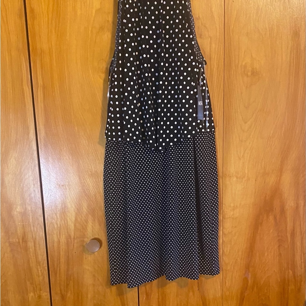 Dress - Picture 6 of 6